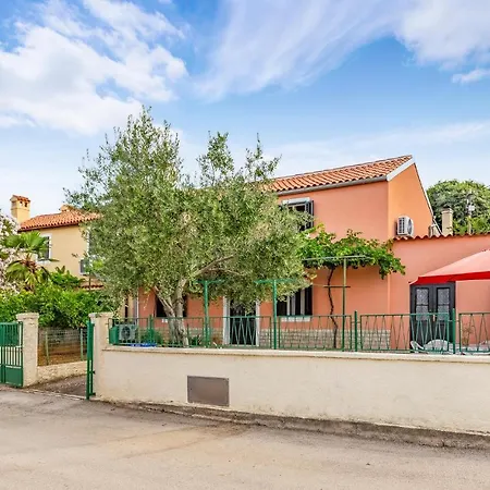 Regi Iii Holiday home *